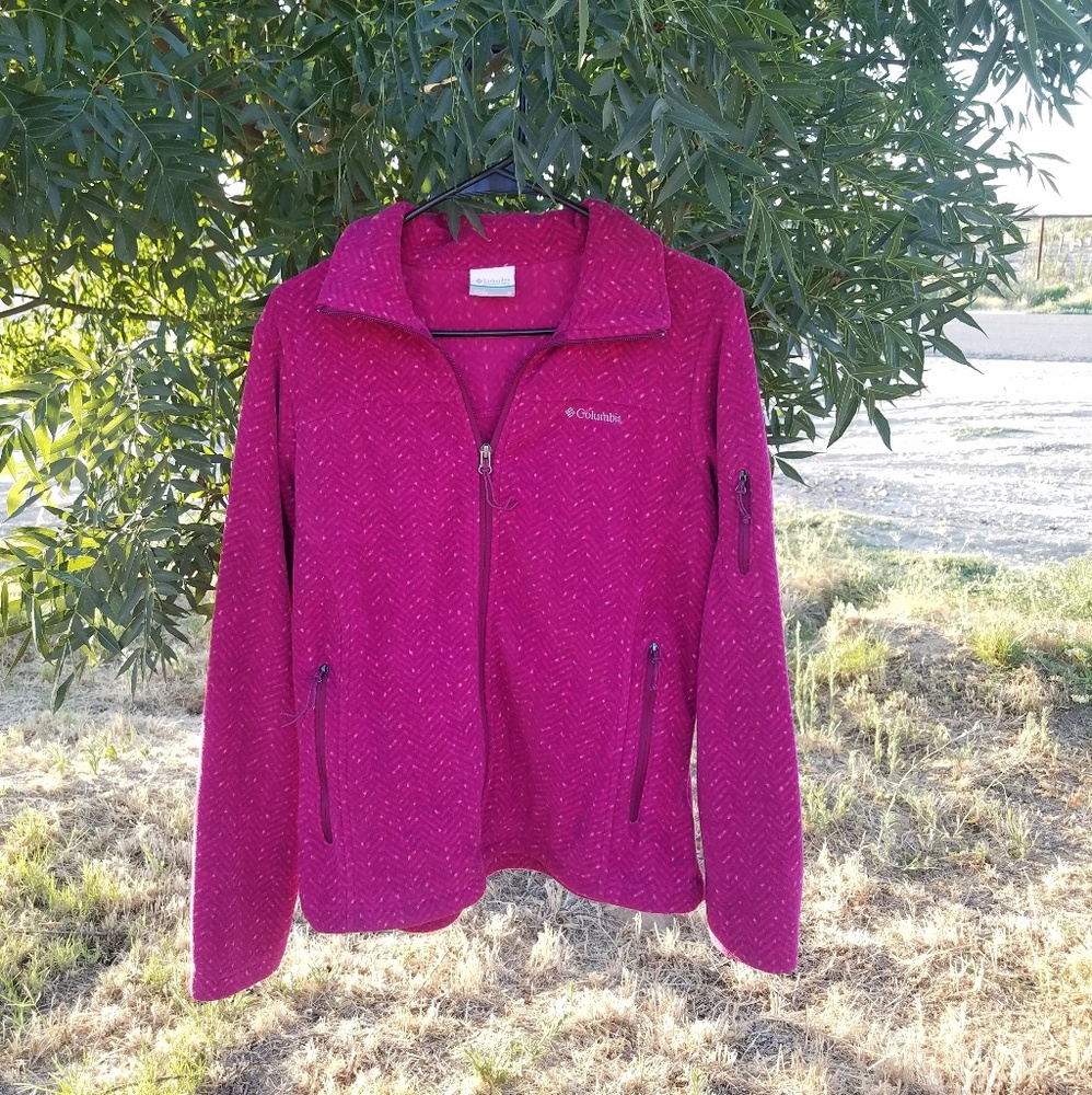Brand New Columbia Sweater